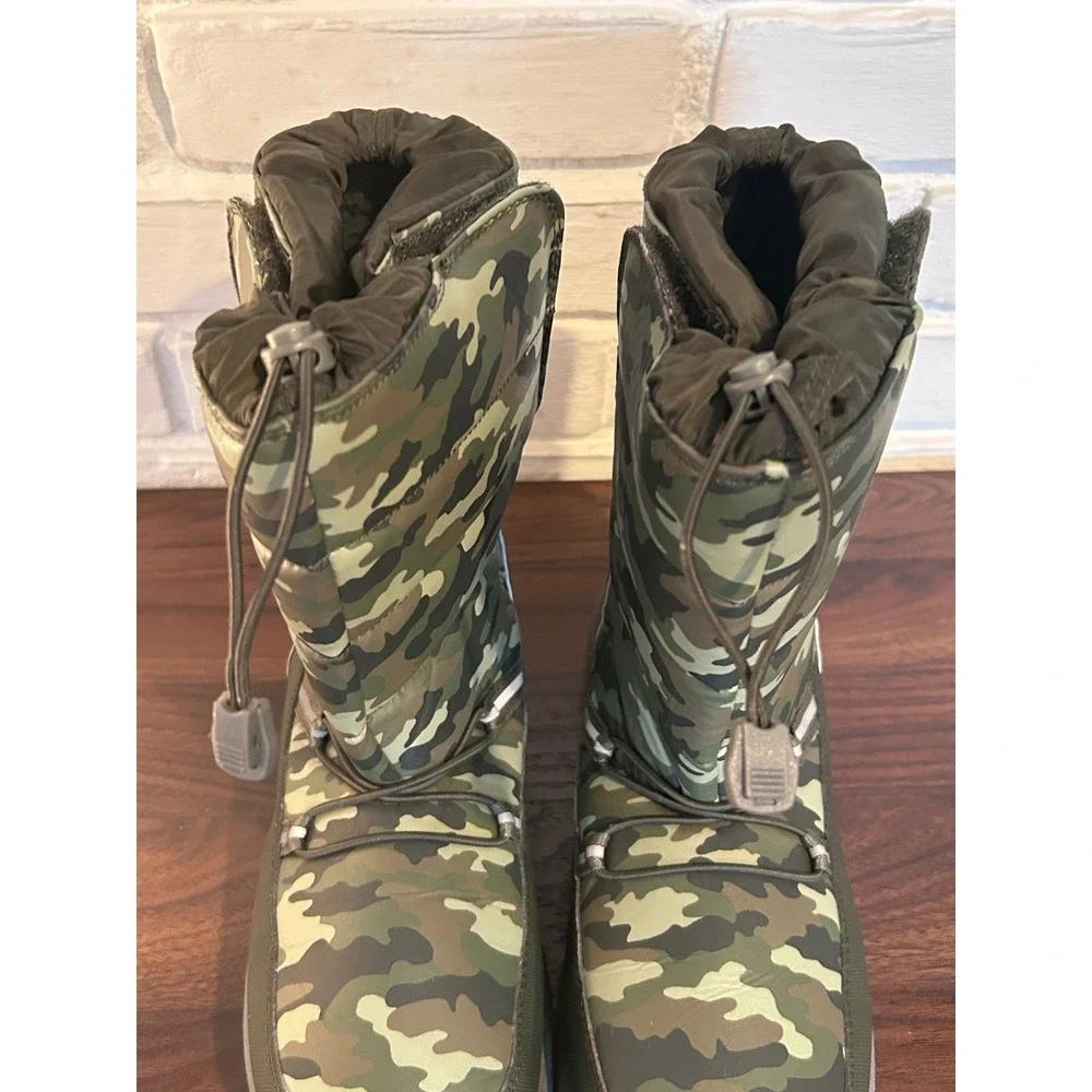Lands End Kids Camo Snow Boots Green Camouflage Insulated Winter 7M Outdoor Boys